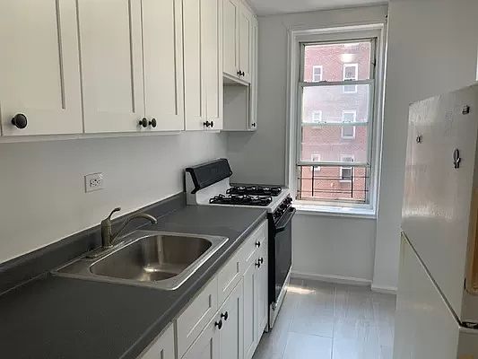 5th image of 62-59 108th St #4R