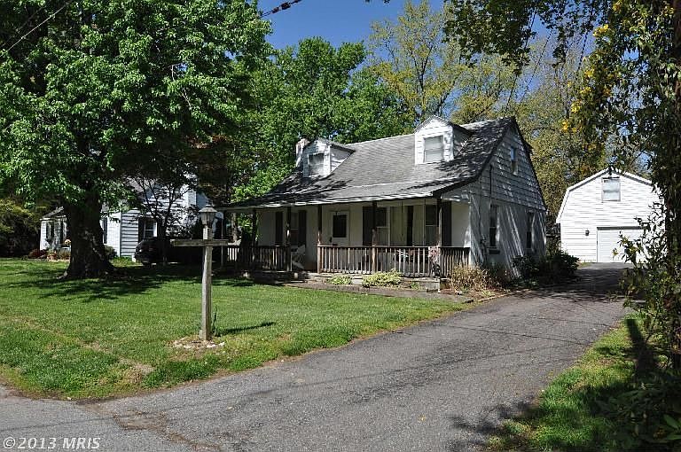 1st image of 1146 Riverview Dr