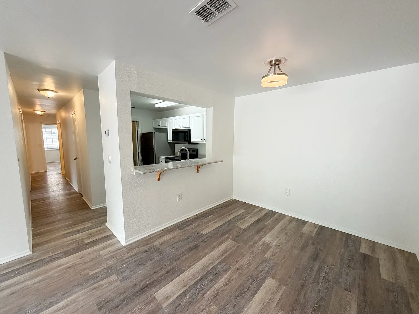 3705 SW 27th St — Photo 1
