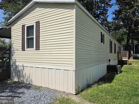 2nd image of 10505 Cedarville Rd #10-19