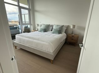 3389 Lakeshore Rd #602, Kelowna, BC V1W 4H6