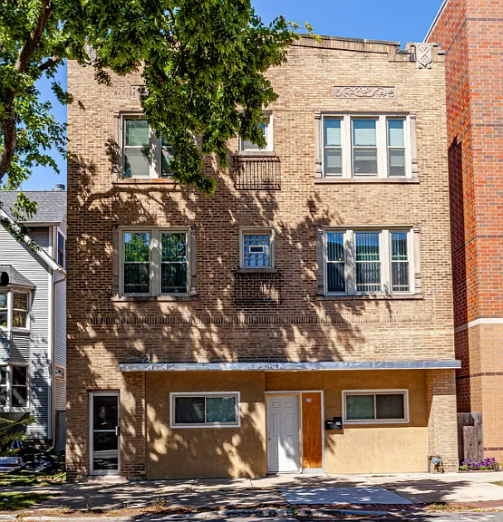214 Chicago Ave #3 — Photo 1