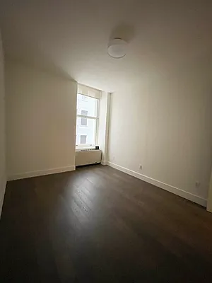 Rented by NY Living Solutions | media 10