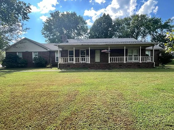 19392 Mooresville Rd, Athens, AL 35613