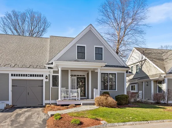 7 Courtyard Pl #7, Reading, MA 01867