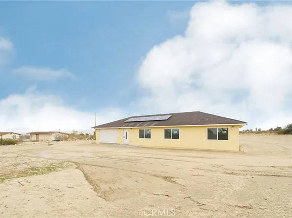 9243 Palomar Trl, Lucerne Valley, CA 92356