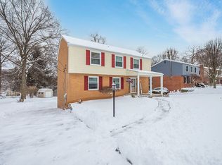 137 Wyngate Rd, Coraopolis, PA 15108