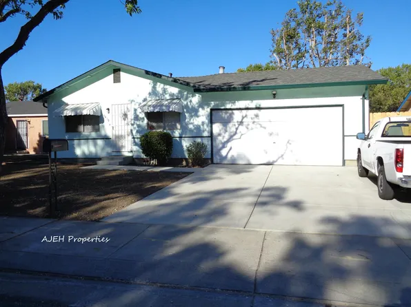 6410 Greenfield Ln, Stockton, CA 95207