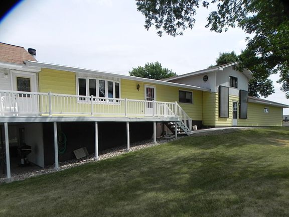 4th image of 444 Nesbitt Dr