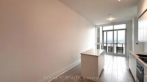 30 Elm Dr W Photo 1