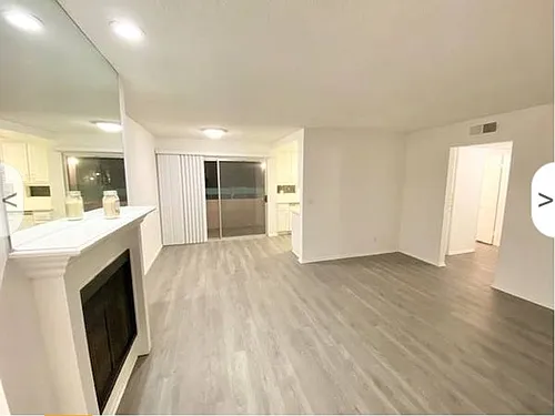 10934 Huston St Photo 1
