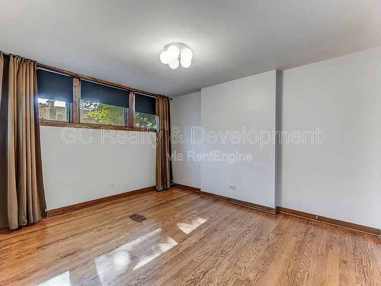 5217 S University Ave #C — Photo 9