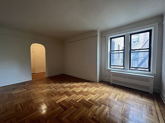 1st image of 850 E 31st St #D5