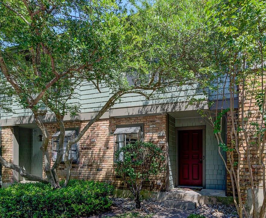 1st image of 7122 Wood Hollow Dr APT 50