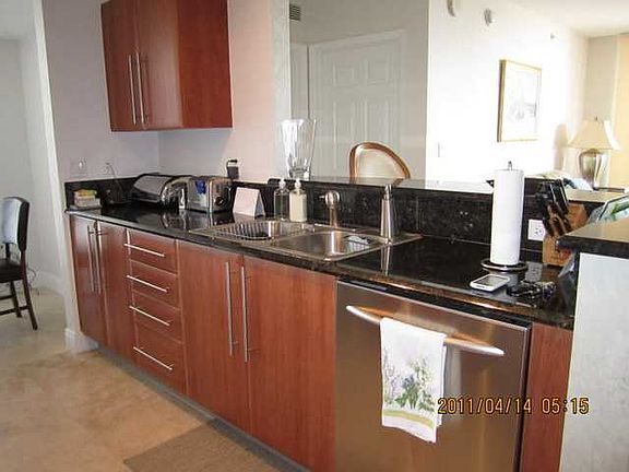 5th image of 3232 SW 22nd St APT 901
