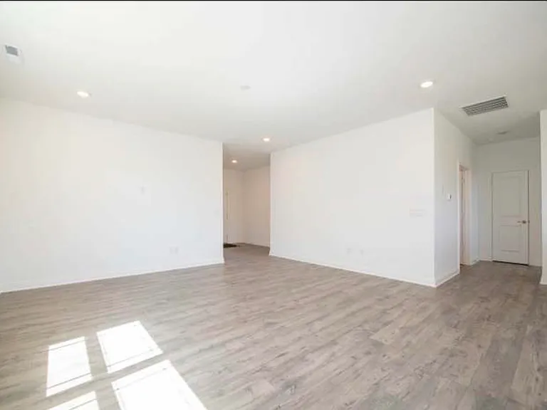 8874 Twain Ln — Photo 9