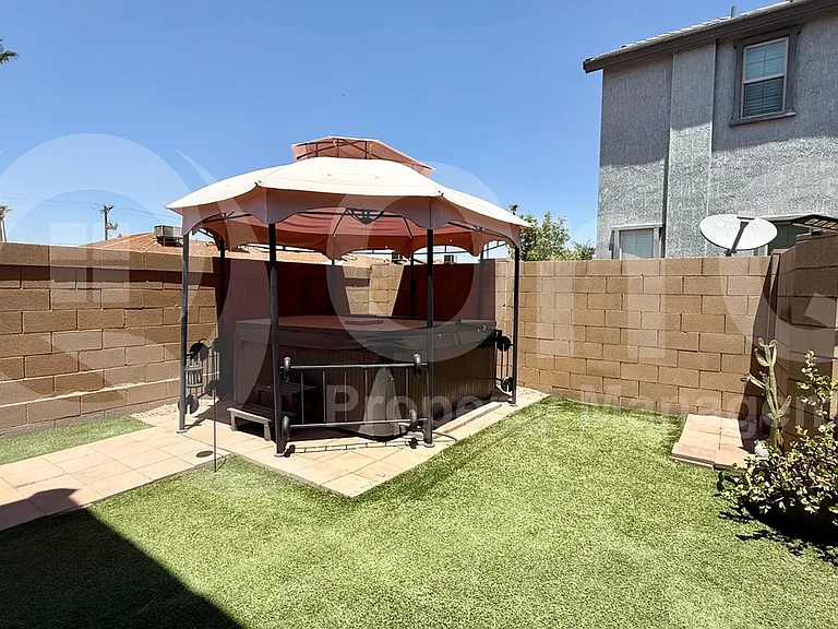 156 N 56th Pl — Photo 23