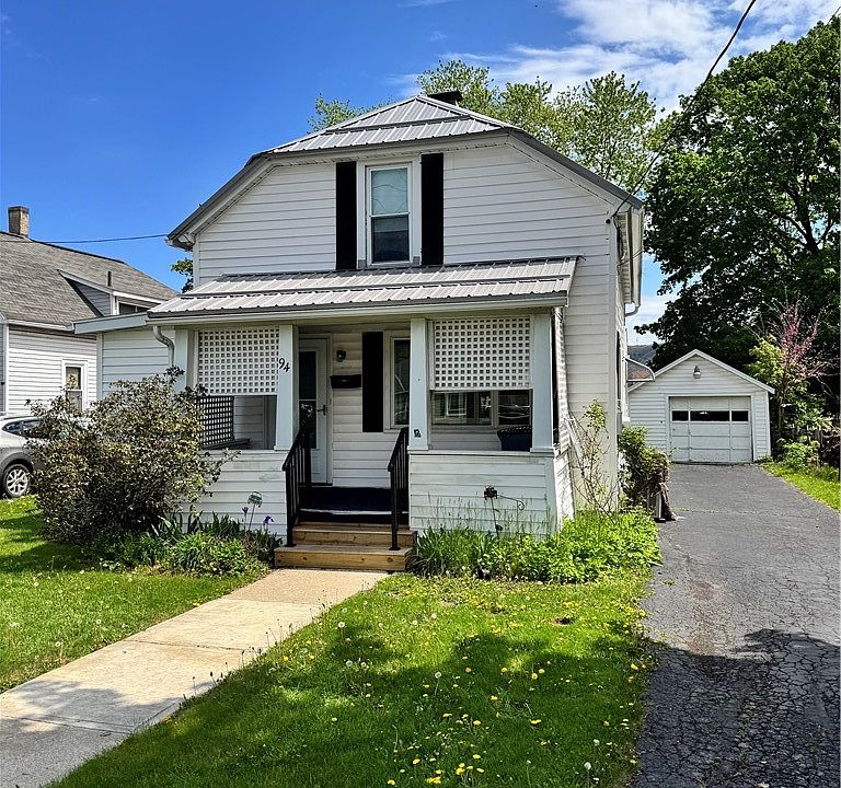 1st image of 94 Oakwood Ave