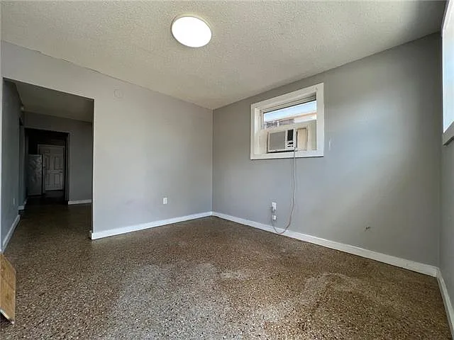 1 bed, 600 sqft, $945 — Photo 2