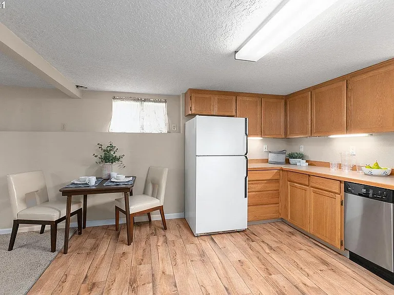 3234 SE Cesar E Chavez Blvd — Photo 35