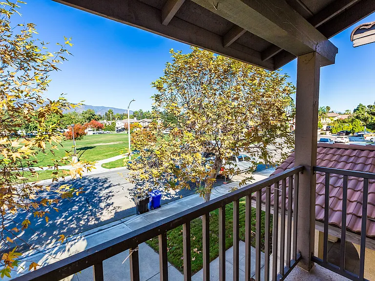 8049 Jamestown Cir — Photo 24