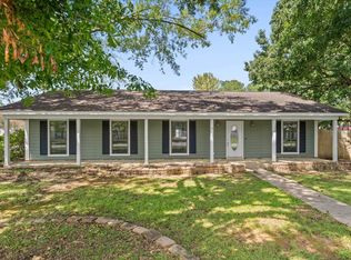 1040 Smokerise Dr, Mobile, AL 36695