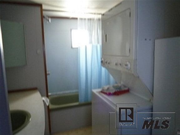 3rd image of 1325 Dream Island Plz Suite 11