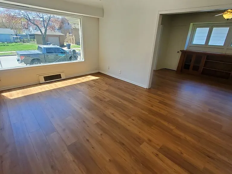 620 W Melvina St — Photo 5