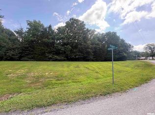 82 & 83 Saluki Way, Goreville, IL 62939