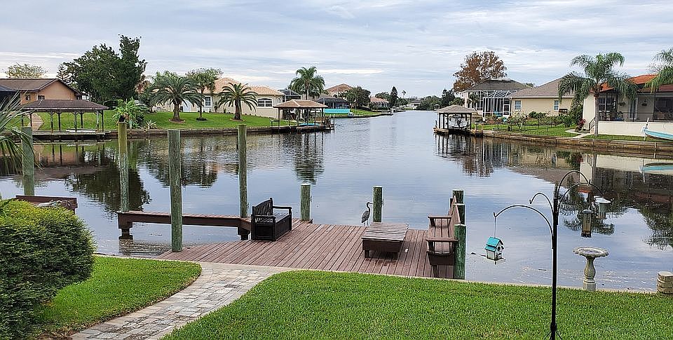2nd image of 95 Coral Reef Ct N