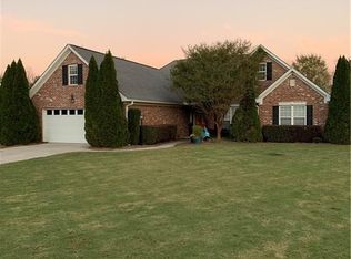 118 Brookstone Dr SW, Calhoun, GA 30701