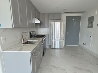 41-62 Bowne St #6C, Flushing, NY 11355