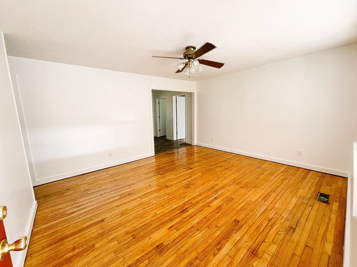 4 bed, 1600 sqft, $1,200 — Photo 4