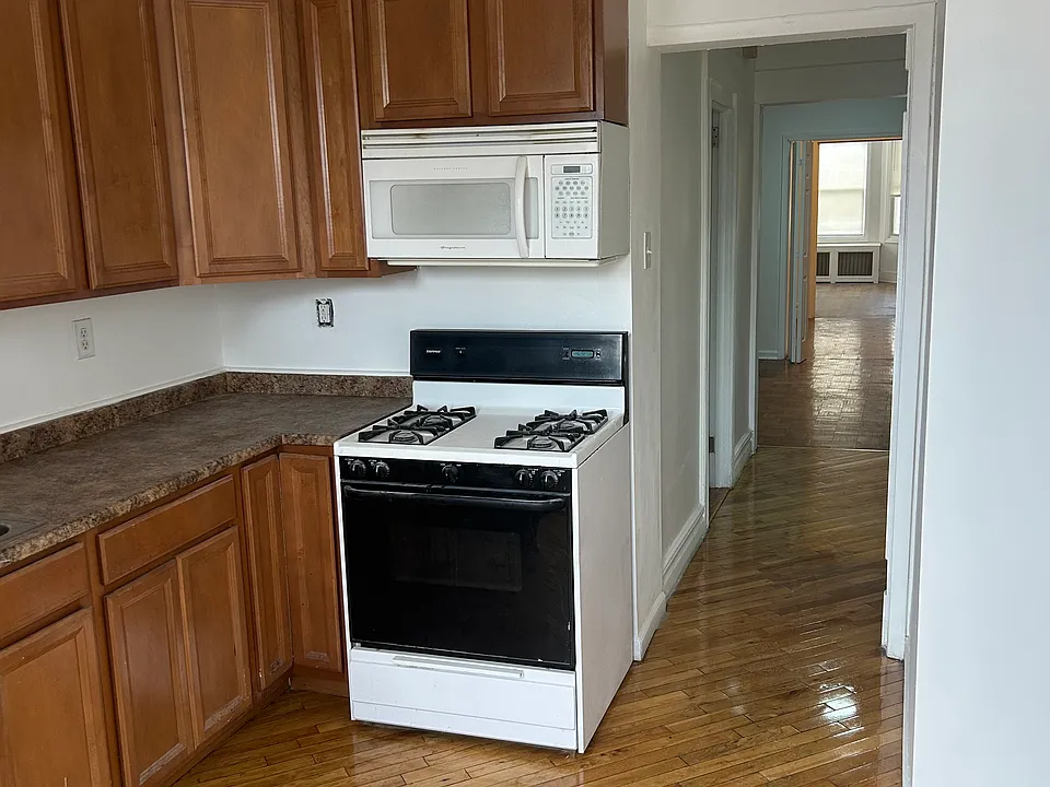 795-797 Summer Ave #1R