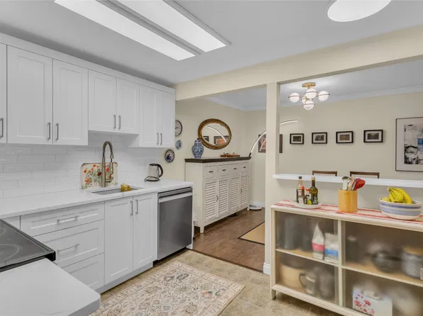 727 Houghton Rd Unit 107, Kelowna, BC V1X 7J7