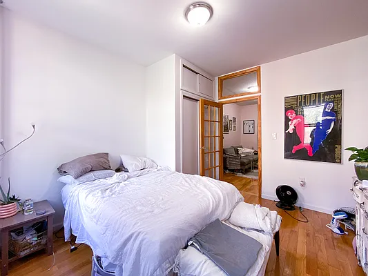 Rented by Compass | media 11