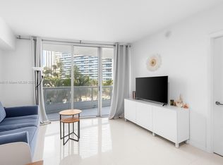 465 Brickell Ave APT 404, Miami, FL 33131