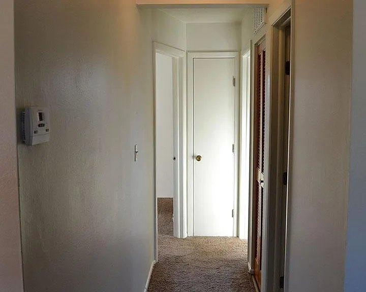 Willo Vu Apartments of Eastlake — Photo 30