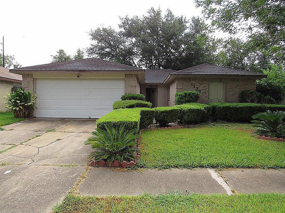 1st image of 1139 E Brompton Dr