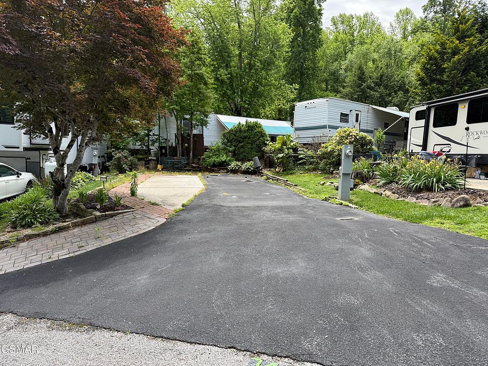 1st image of 4229 E Pkwy Lot 74