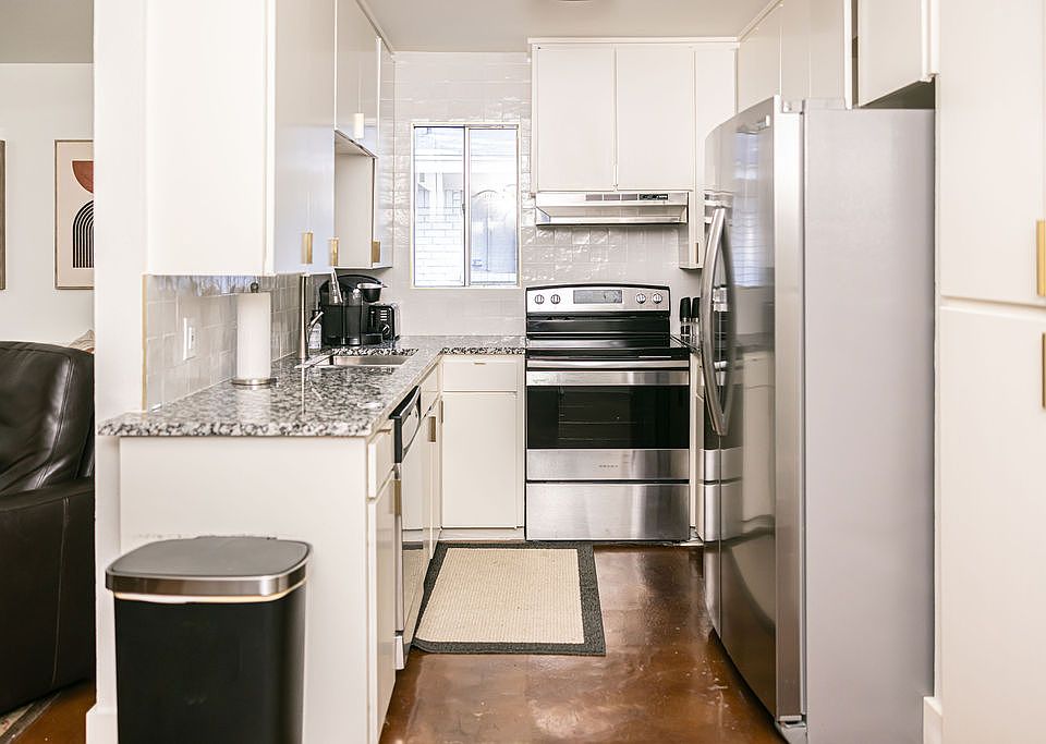 Kitchen & Living Room