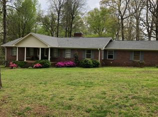 100 Brookwood Dr W, Athens, AL 35613