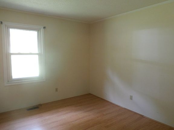 5th image of 375 Swiss Pine Lake Dr