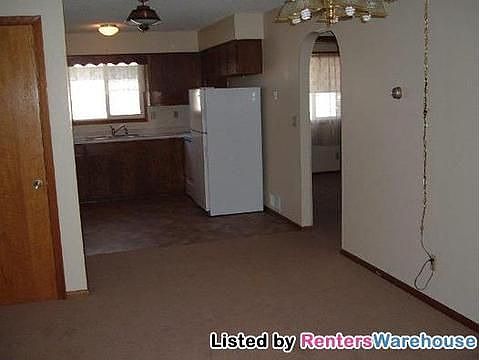 4th image of 3831 9th Ave