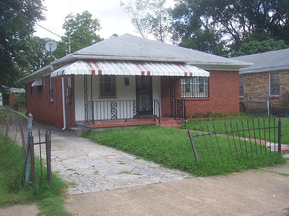 1st image of 2208 Curry Ave