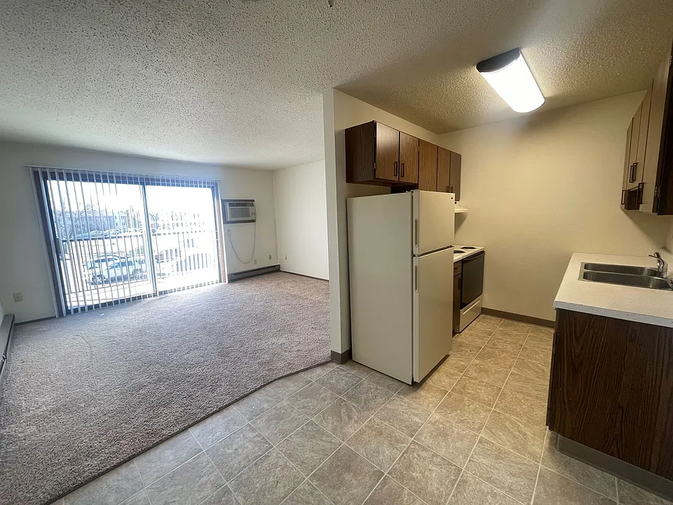 2601 14th St S