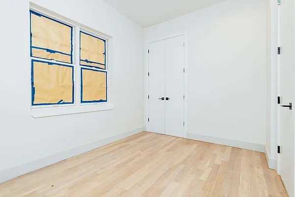 Rented by Nooklyn NYC LLC | media 52