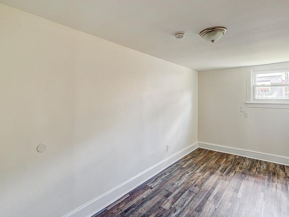 5th image of 5024 Pentridge St Unit B2