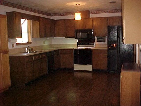 Spacious Kitchen