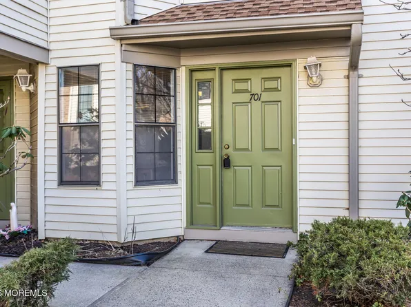 701 Sunshine Court #701, Parlin, NJ 08859